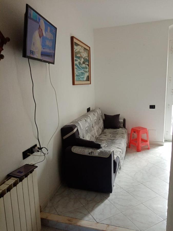 Appartement Casa Albarosa, 10 Min Walk Train Station, Free Parking. à La Spezia Extérieur photo