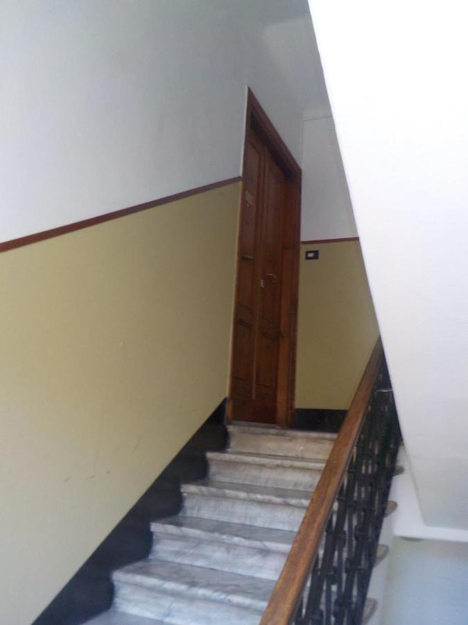 Appartement Casa Albarosa, 10 Min Walk Train Station, Free Parking. à La Spezia Extérieur photo